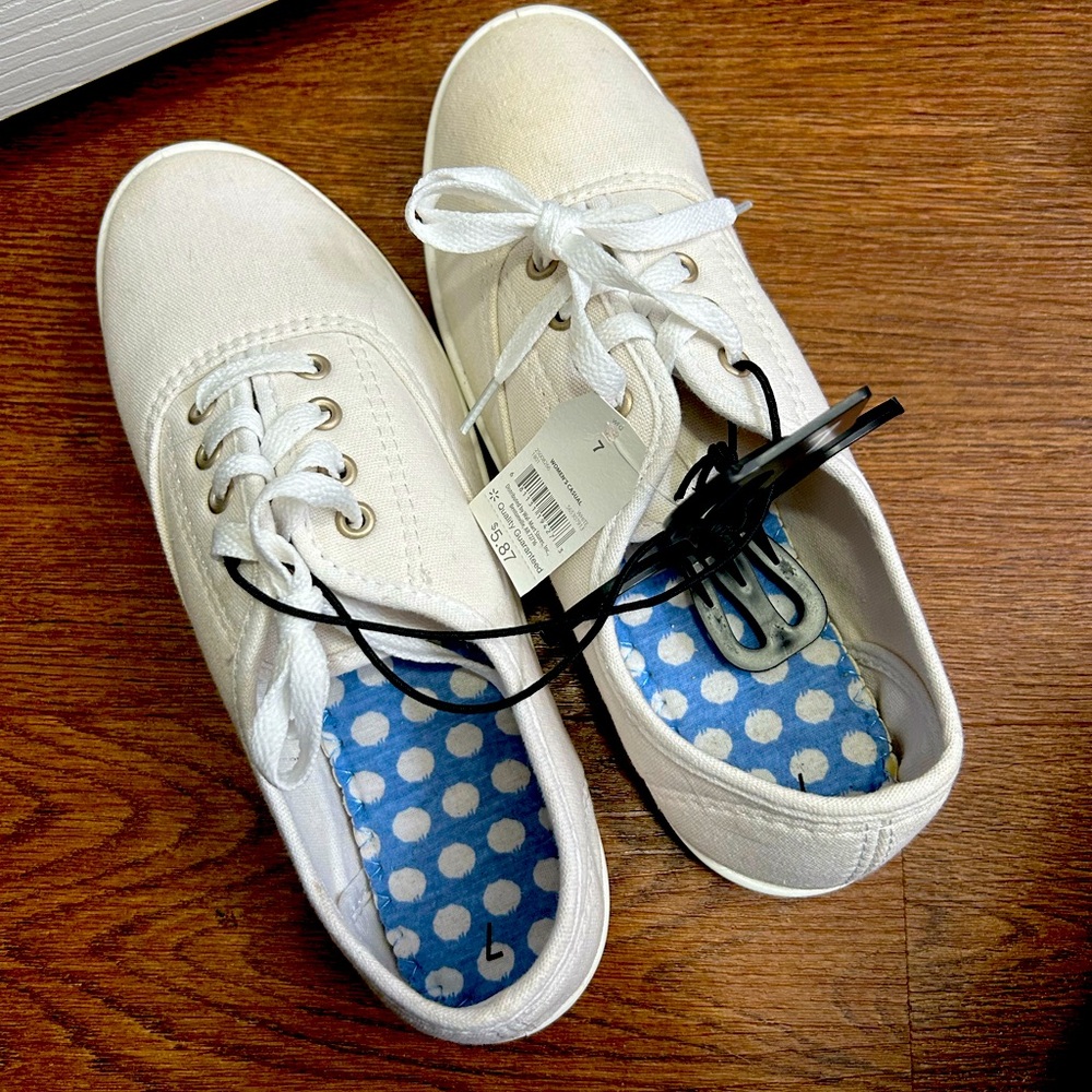 NWT Canvas Shoes